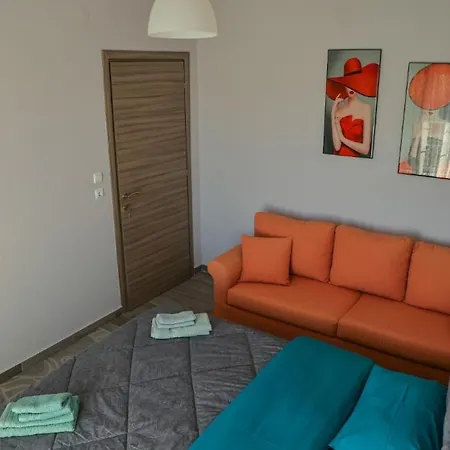 Apartment With Mountain View Loutraki (Pella)