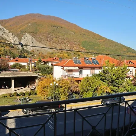 Apartment With Mountain View Loutraki (Pella)