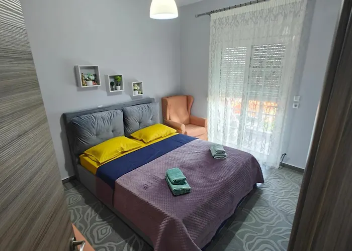 With Mountain View 公寓 Káto Loutrákion